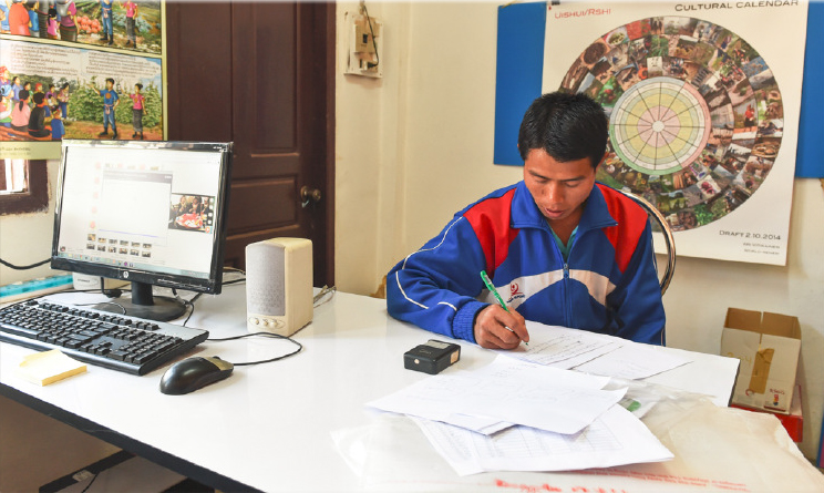 Bounkeo planning his new video project.